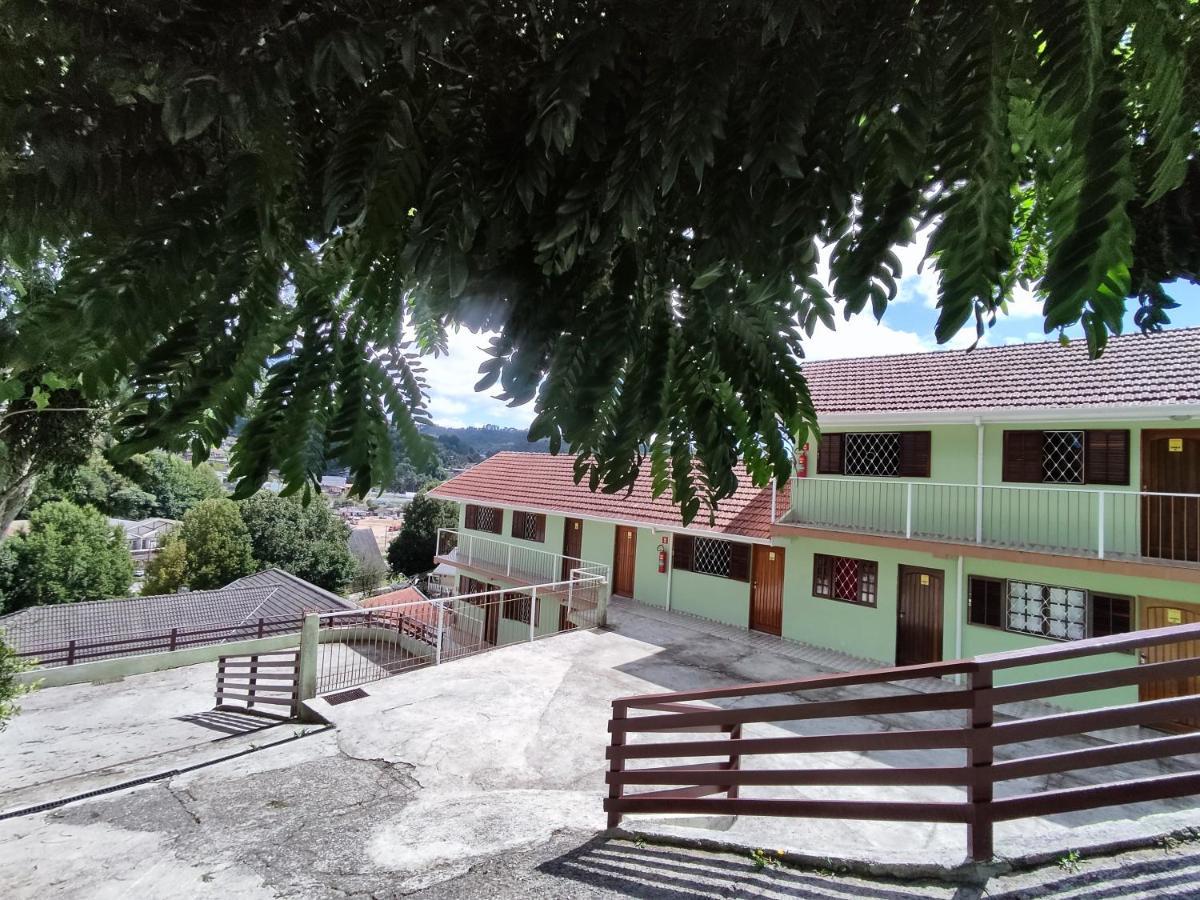 Campos do Jordão Pousada Portal Da Serra מראה חיצוני תמונה